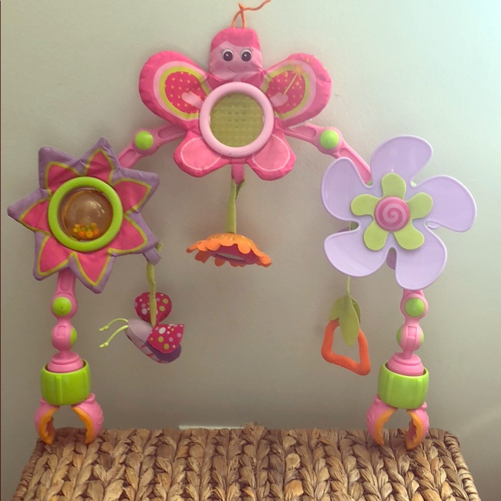 Tiny love take-along arch